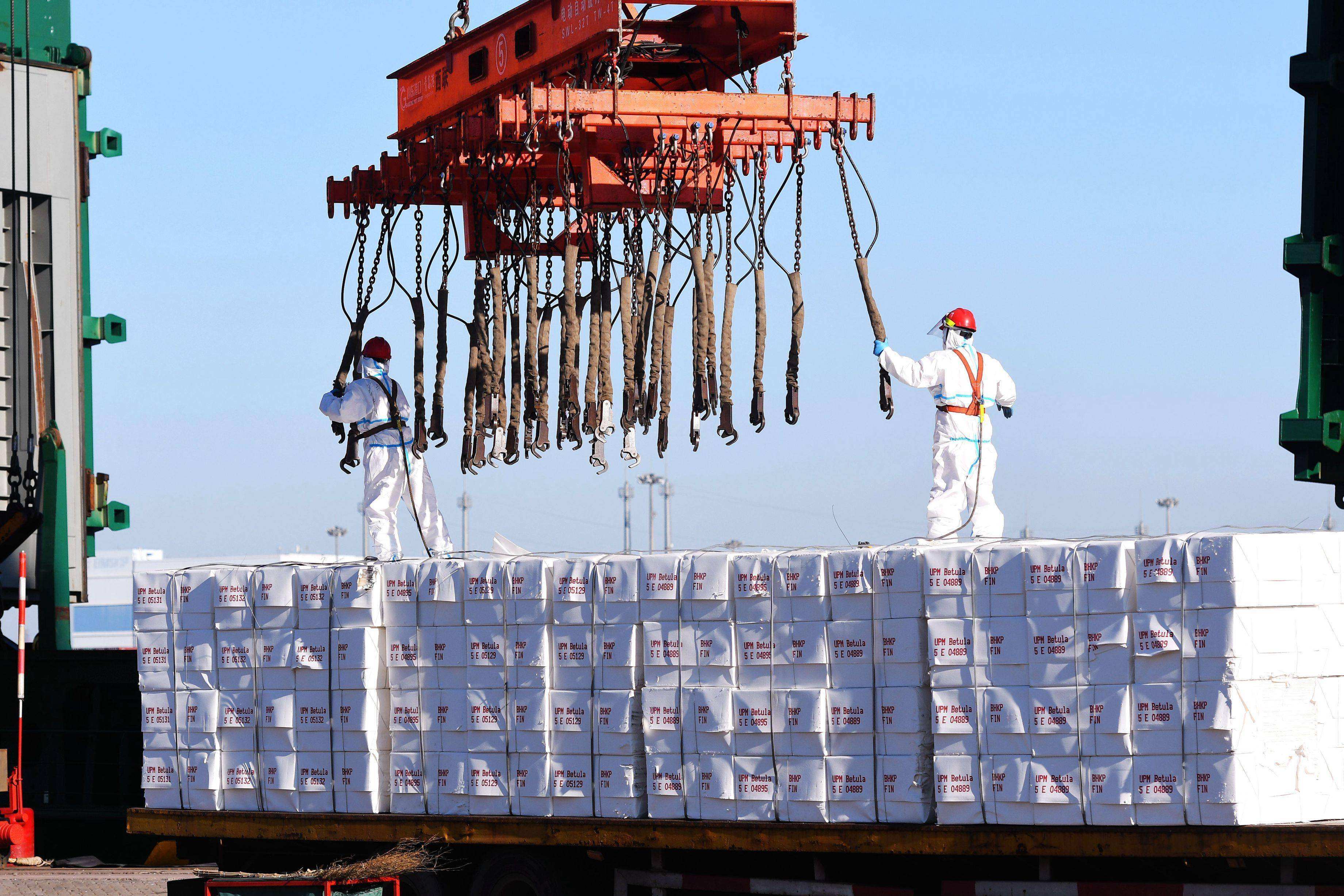 即时物流扩张：三四线城市订单量暴涨200%​